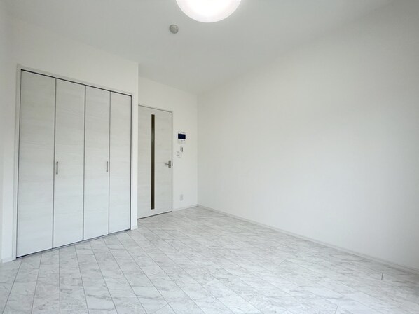 ラフィスタ鷺沼 南棟の物件内観写真